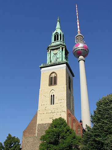 Fernsehturm und Marienkirche