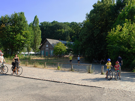Foto Pfaueninselchaussee