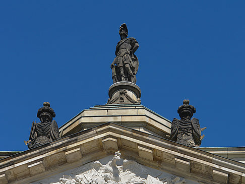 Fotos Statuen auf dem Tor | Potsdam