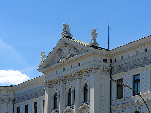 Rathaus von Altona Fotos
