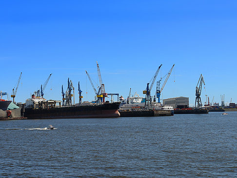 Foto Blick auf den Hafen