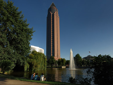 Fotos Messeturm mit Ludwig-Erhard-Anlage