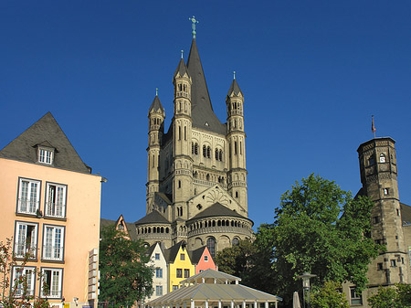 Fotos Stapelhaus vor Groß St.Martin | Köln